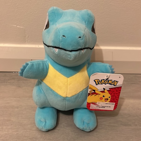 Totodile Pokémon Plush Toy NWT - Picture 4 of 4